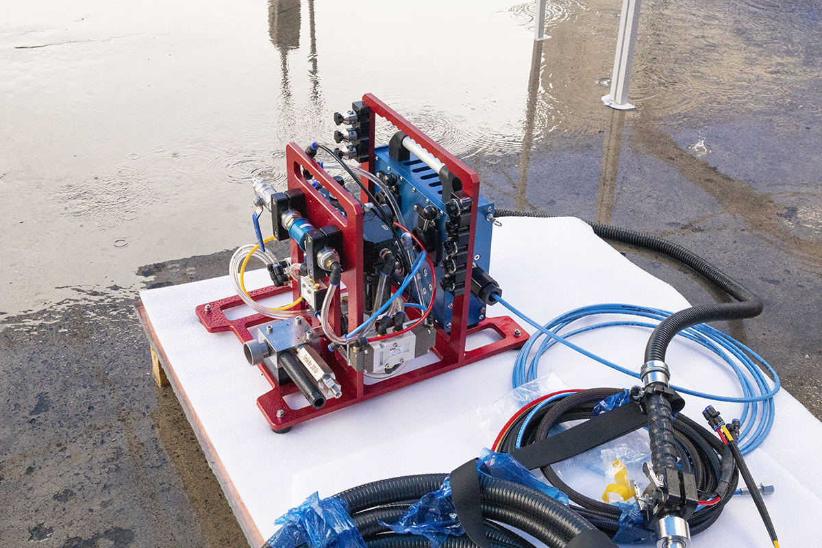 1758853977467435.jpg IMG_0195.jpg